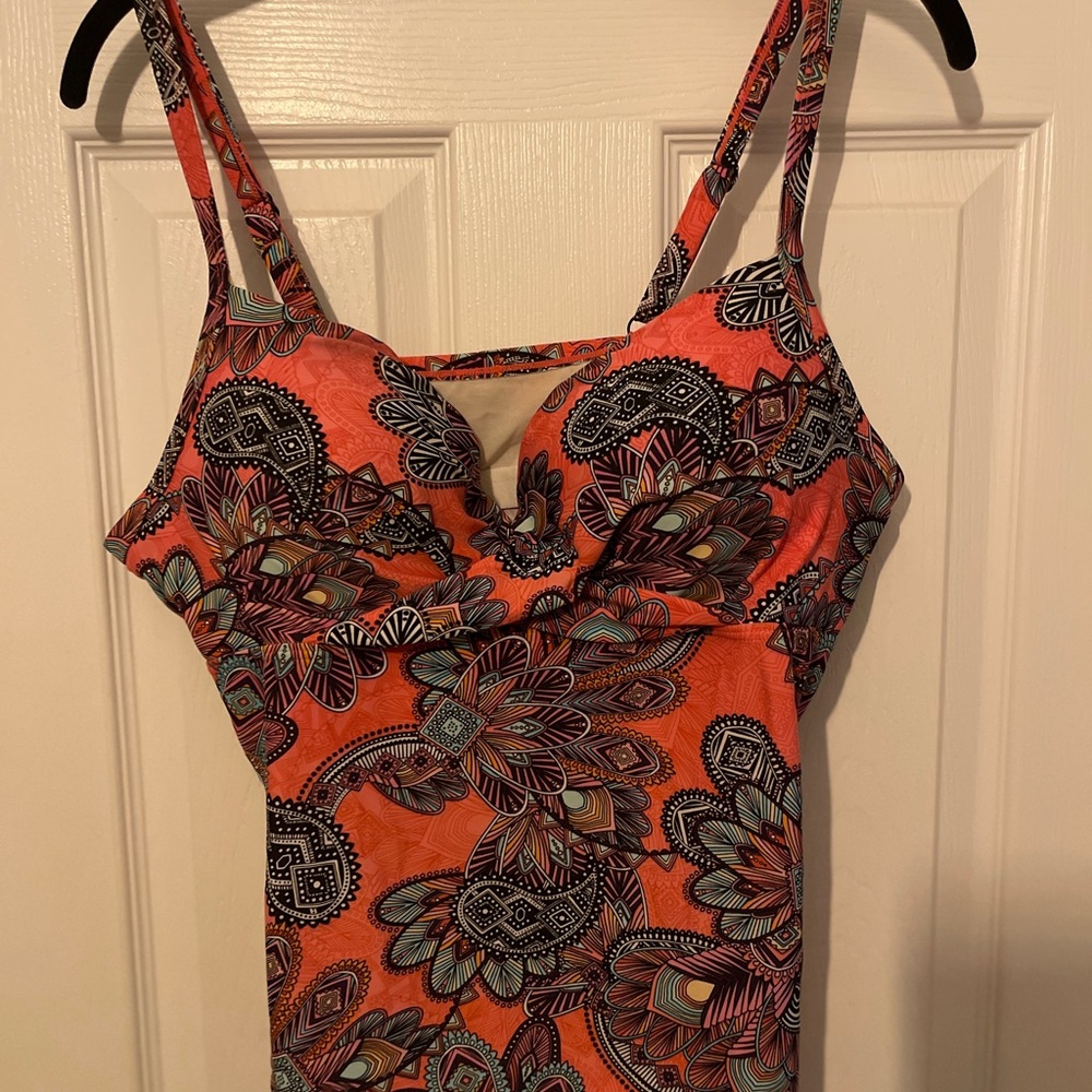 Croft & Barrow Orange and Black One Piece Swimsuit with Floral Design
